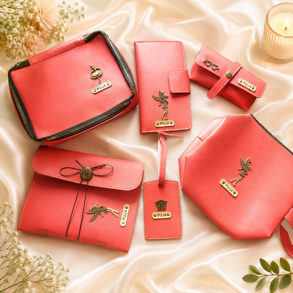 Personalized Women's Leather Essentials Gift Set